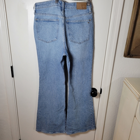 Madewell The Tall Perfect Vintage Flare Jean | Madewell Jeans | Size 27 - Picture 8 of 11